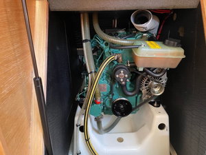 Dufour 350