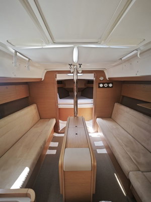 Dufour 350