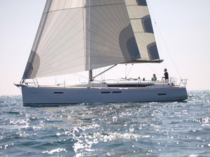 Sun Odyssey 449 „3/AMIGOS“ – fotka 1