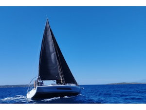 Dufour 37 „Viridis“ – fotka 1