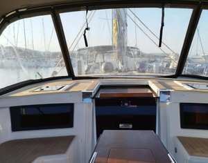 Dufour 530 „Rhamnus“ – fotka 2