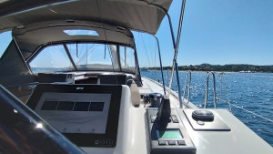 Dufour 530 „Asperula“ – fotka 8