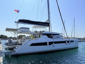 Leopard 50 „Trident“ – fotka 2