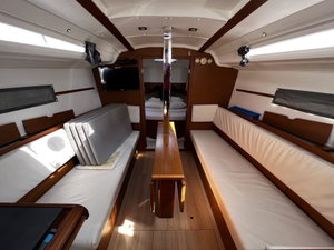 Sun Odyssey 349