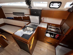 Sun Odyssey 349
