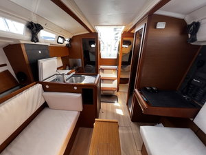 Sun Odyssey 349