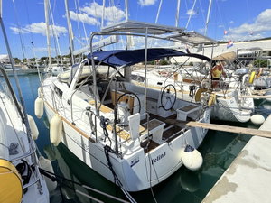 Oceanis 38 „Felina“ – fotka 1