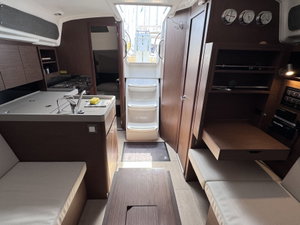 Oceanis 34.1 „ANOIA“ – fotka 8