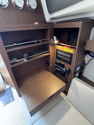 Oceanis 34.1 „ANOIA“ – fotka 5
