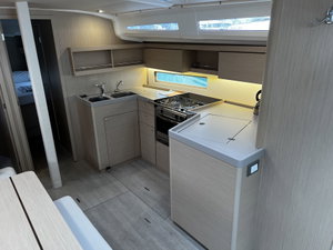 Oceanis 40.1 „Aglaia“ – fotka 3