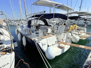 Oceanis 43 „Blue Star II“ – fotka 1