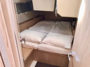 Oceanis 41.1 „Honey“ – fotka 9