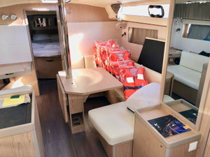 Oceanis 41.1 „Honey“ – fotka 5