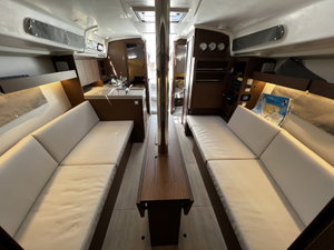 Oceanis 34.1 „Clara“ – fotka 9