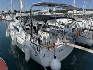 Oceanis 34.1 „Clara“ – fotka 1