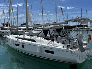 Oceanis 40.1 „Elizabeth“ – fotka 1