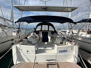 Sun Odyssey 389 „Freddie“ – fotka 1