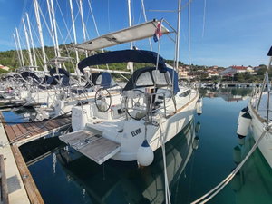 Sun Odyssey 349 „Elvis“ – fotka 12