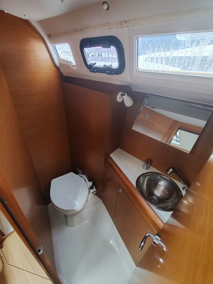 Sun Odyssey 349 „Elvis“ – fotka 6