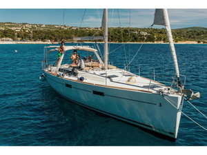 Oceanis 45 „DIANA“ – fotka 1