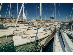 Oceanis 38 „HAPPY“ – fotka 1