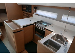 Sun Odyssey 440 „Frenetica“ – fotka 11