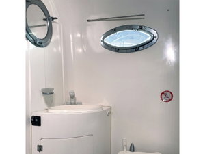 Mostro Cabin 9 „Toi Moi“ – fotka 3