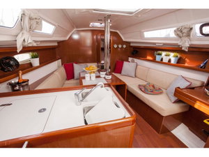 Oceanis 31 „Moody Blues“ – fotka 9