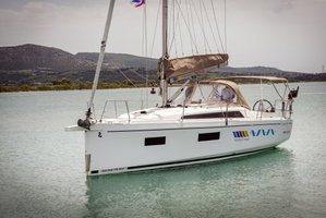 Oceanis 34.1 „Pink Floyd“ – fotka 3