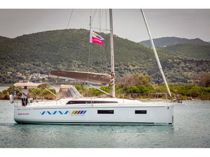 Oceanis 34.1 „Pink Floyd“ – fotka 1