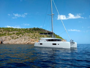 Lagoon 42 „Side“ – fotka 1