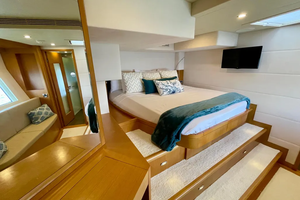 Serenity 64 „SERENITY YACHTS“ – fotka 30