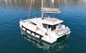 Bali 4.2 „BALI 42 LE NOLY FULL EQUIPE OWNERS“ – fotka 13