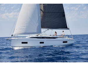 Bavaria 38 „DEA“ – fotka 1