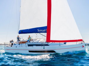 Dufour 37 – fotka 1