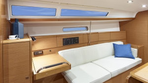 Sun Odyssey 389