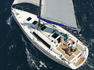 Oceanis 311 – fotka 1