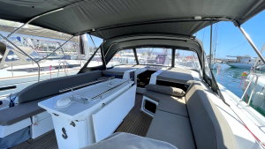 Oceanis 51.1 „Black Swan (A/C - Generator - 12 pax)“ – fotka 2