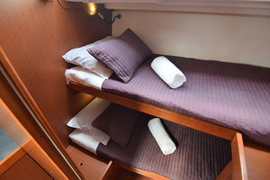 Oceanis 48 „Butterfly (A/C - Generator - 12 pax)“ – fotka 15