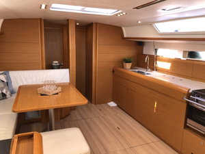 Sun Odyssey 479 „Luna Rossa (Refit 2021)“ – fotka 8