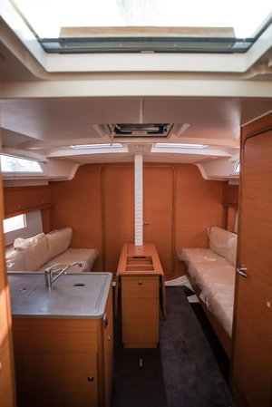 Dufour 37 „Tormenta (Available for Crewed Daily Charters Only)“ – fotka 4