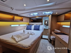 Dufour 56 Exclusive „Cavaliere(Ac+Gen+Wm+Bbq)“ – fotka 24