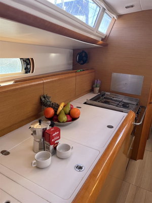 Sun Odyssey 469