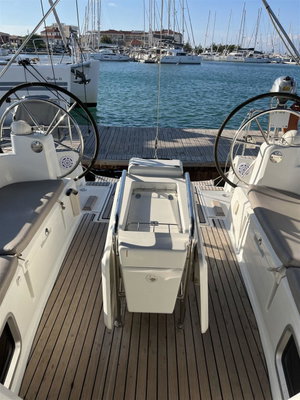 Sun Odyssey 469
