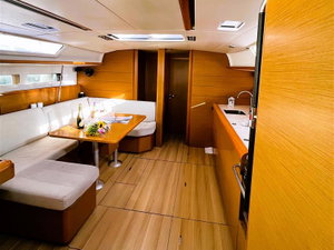 Sun Odyssey 469