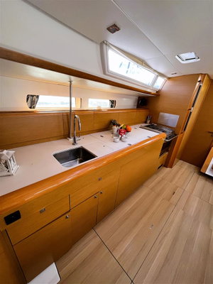 Sun Odyssey 469