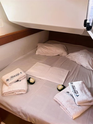 Sun Odyssey 469