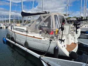 Oceanis 37 „Serenade“ – fotka 1