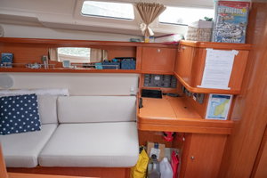 Oceanis 37 „Serenade“ – fotka 31