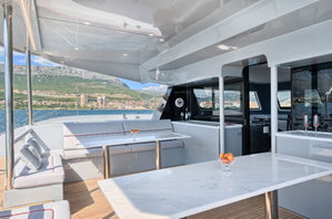 Luna 49 „KATAMARAN“ – fotka 16